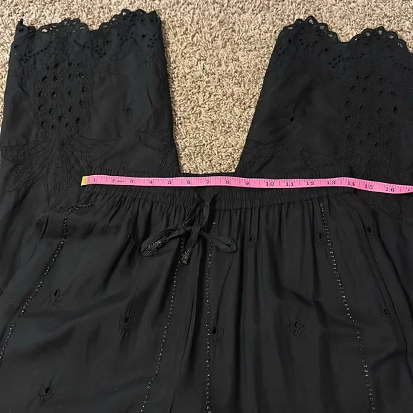 Zara Eyelet Pants (XS) - Picture 6 of 11